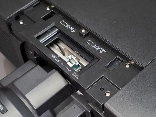 Projetor Laser Holográfico 4K 7D Flyin EL-G36KU com 3LCD 30000 ANSI Lumens para Mapeamento 3D em Edifícios Externos e Projeção em Grandes Espaços