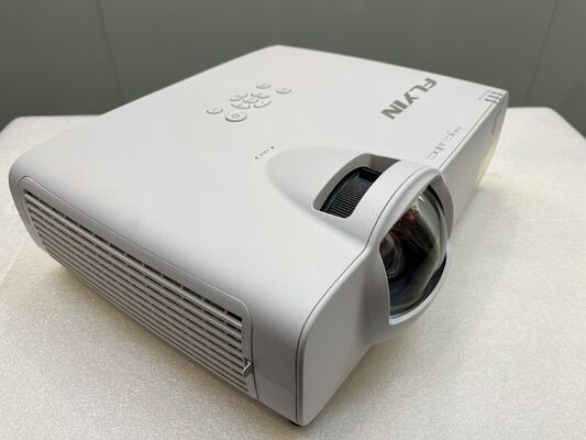 Flyin 5000 ANSI Lumens 3LCD Laser Projector WUXGA Native Suporte 4K Curto Lançamento HDBaseT Educação de Mapeamento 3D
