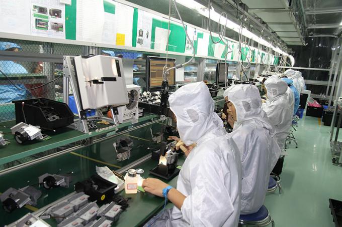 Flyin 2025 Profissional 3LCD 4K Laser Projector 7200 Ansi Lumens Ultra Hd 3840x2160 Alto brilho Para Educa&ccedil;&atilde;o Empresarial Grandes locais Sal&otilde;es de banquetes Palcos 9