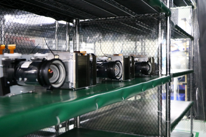 Flyin 2025 Profissional 3LCD 4K Laser Projector 7200 Ansi Lumens Ultra Hd 3840x2160 Alto brilho Para Educa&ccedil;&atilde;o Empresarial Grandes locais Sal&otilde;es de banquetes Palcos 13